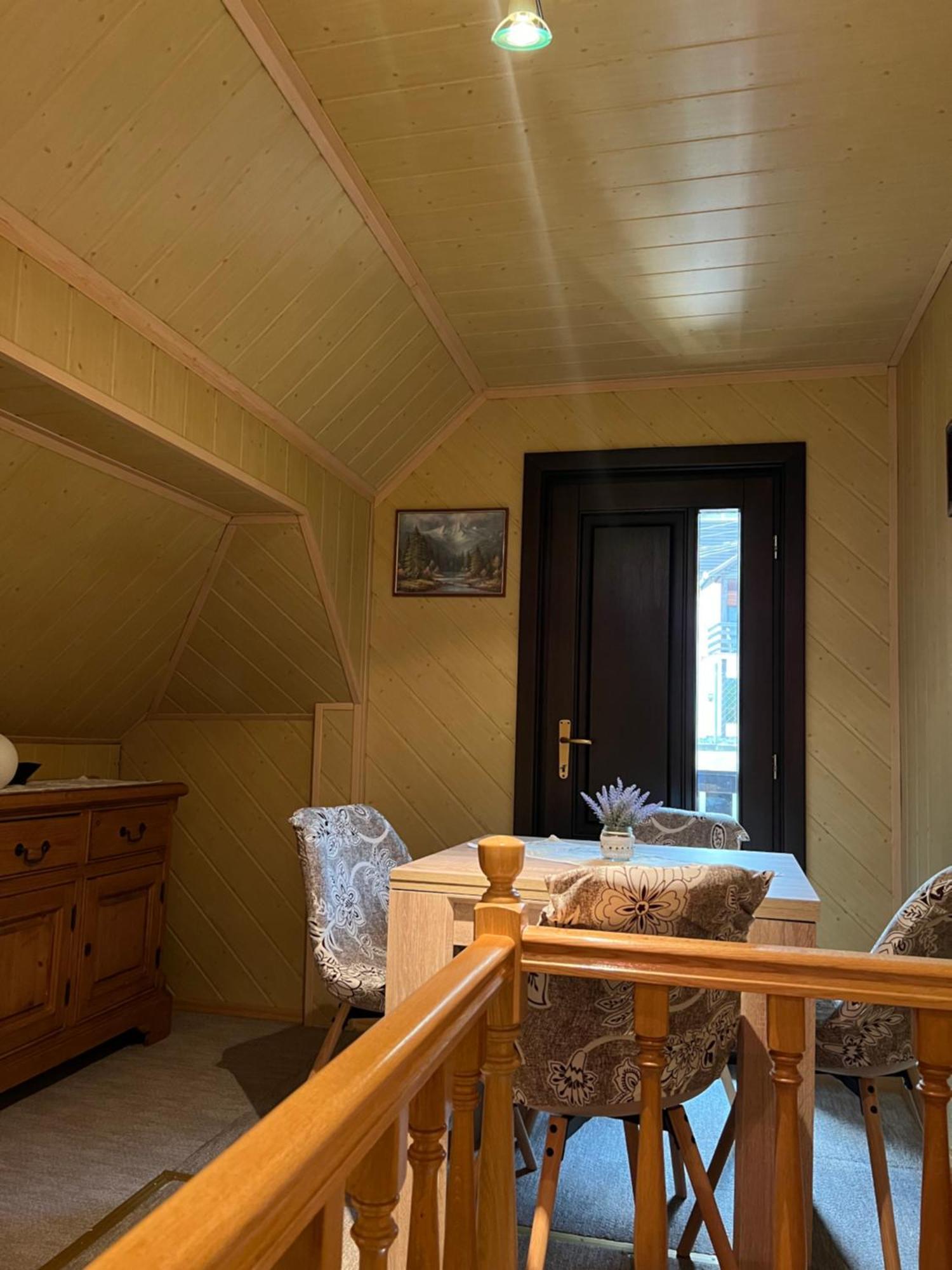 Casa Dan Apartment Совата Екстериор снимка